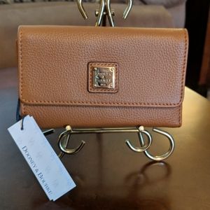 NWT Dooney & Bourke Leather Flap Wallet
